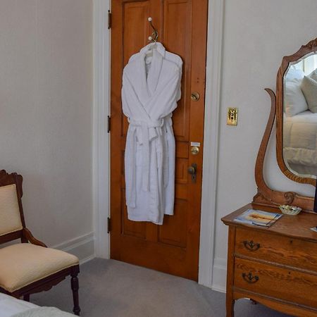 The Lamplighter Bed & Breakfast Of Ludington Extérieur photo