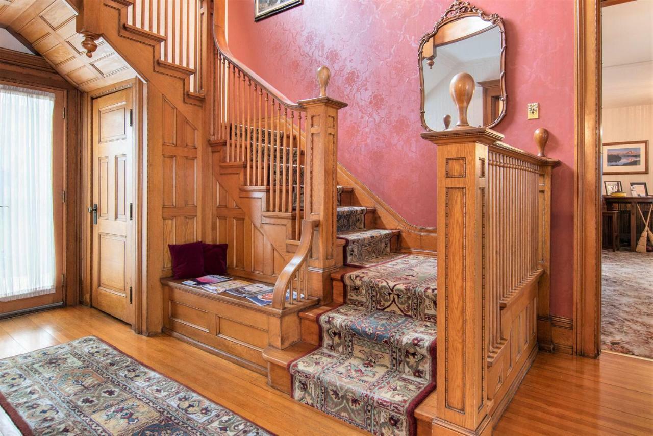 The Lamplighter Bed & Breakfast Of Ludington Extérieur photo