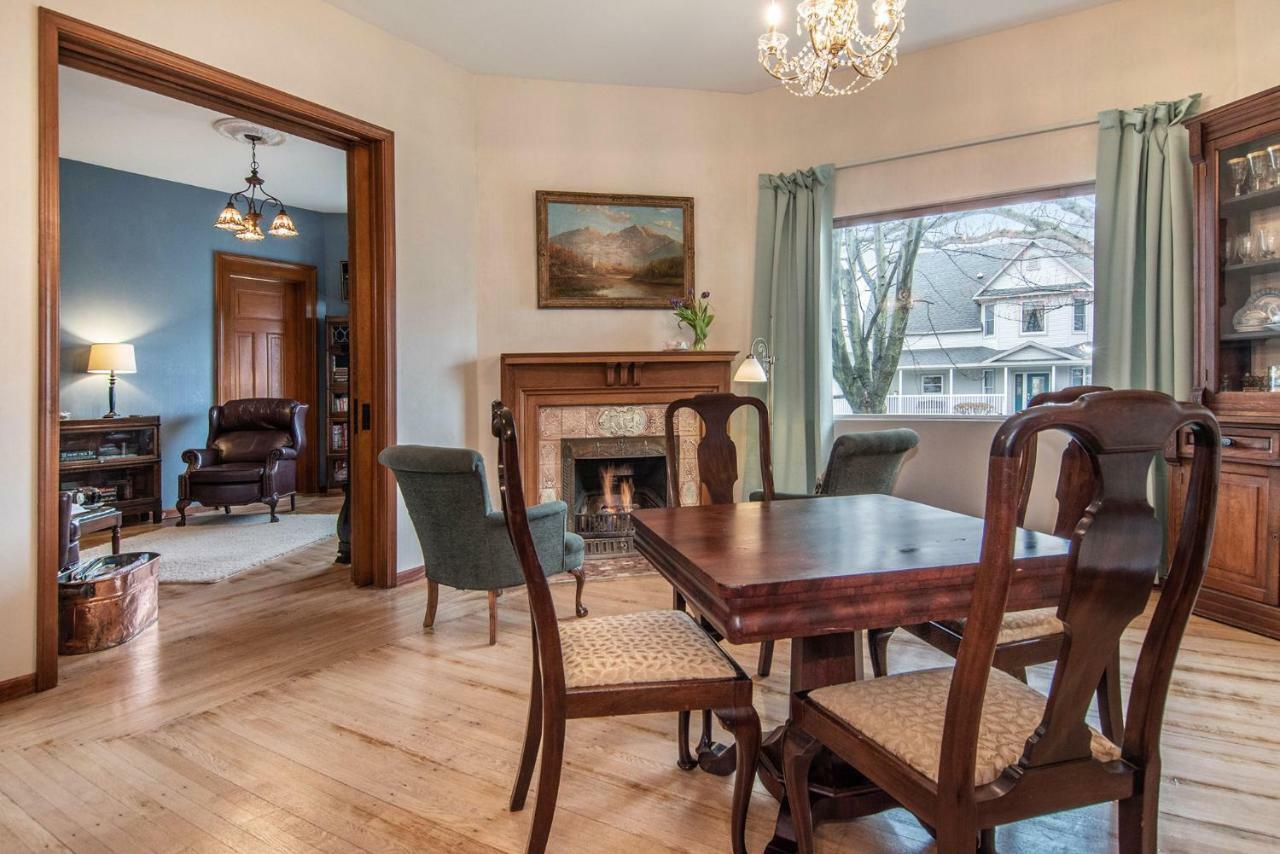 The Lamplighter Bed & Breakfast Of Ludington Extérieur photo